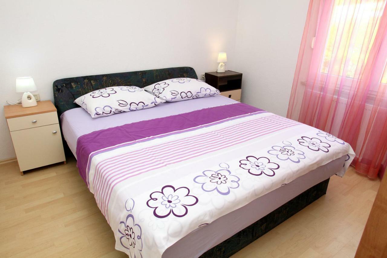 Apartman Dinka Trogir Eksteriør billede