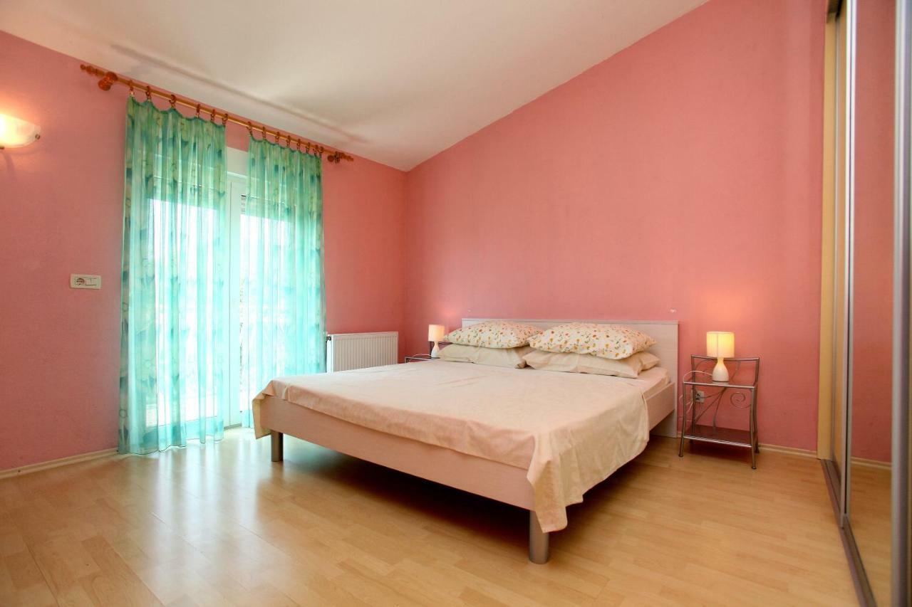 Apartman Dinka Trogir Eksteriør billede