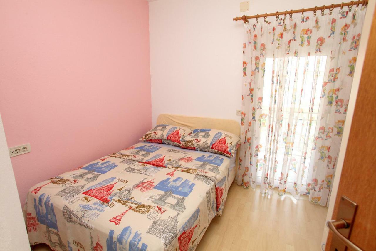 Apartman Dinka Trogir Eksteriør billede