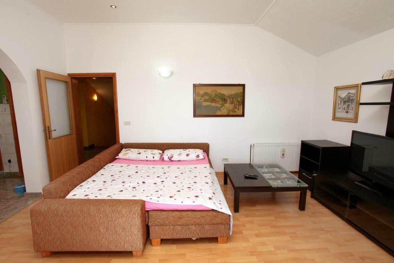 Apartman Dinka Trogir Eksteriør billede
