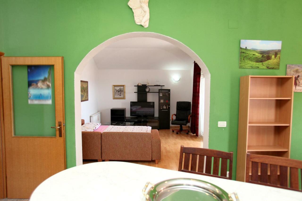 Apartman Dinka Trogir Eksteriør billede