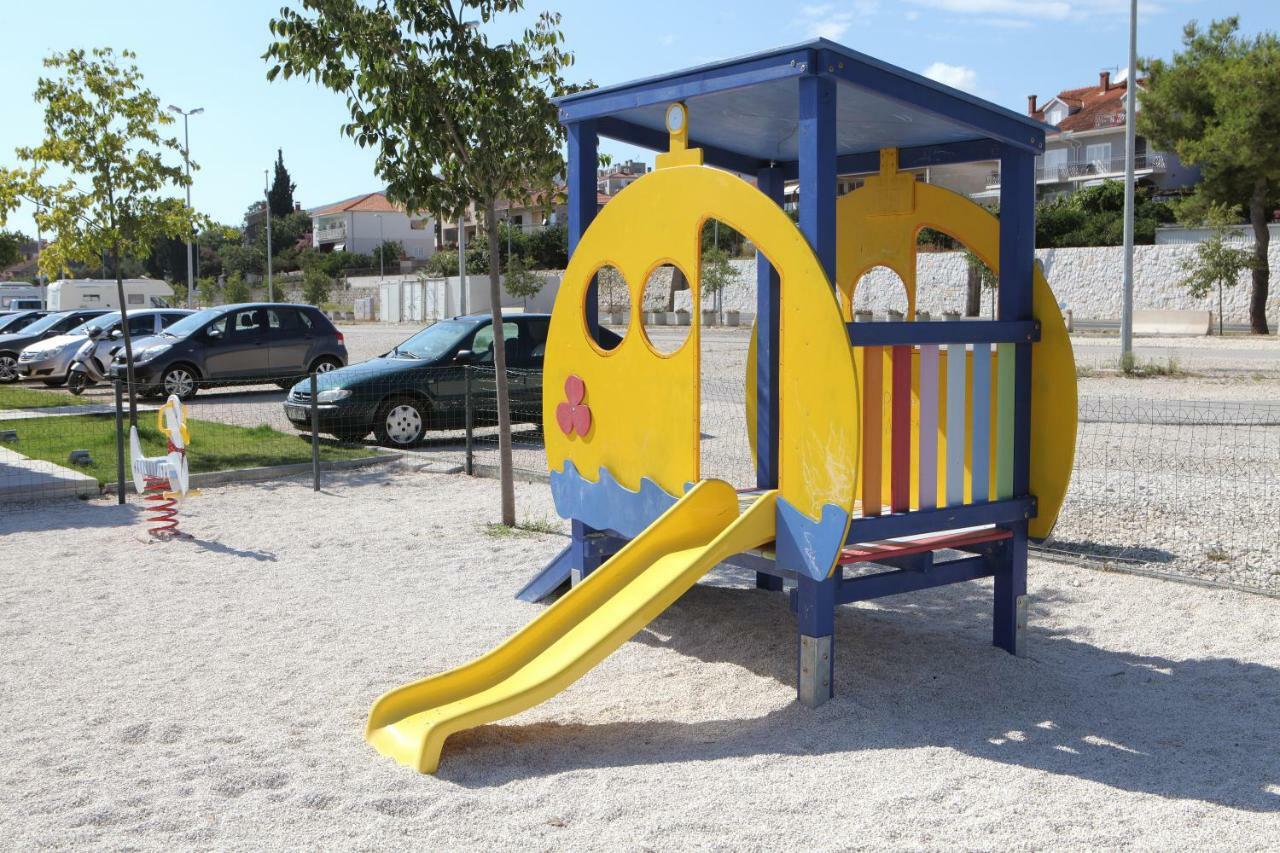 Apartman Dinka Trogir Eksteriør billede