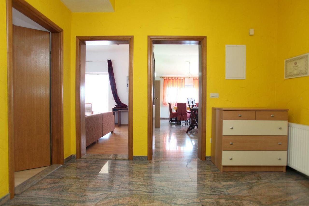 Apartman Dinka Trogir Eksteriør billede