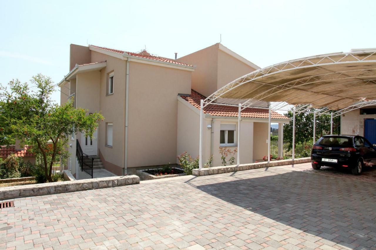 Apartman Dinka Trogir Eksteriør billede