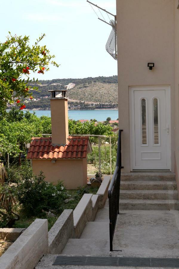 Apartman Dinka Trogir Eksteriør billede
