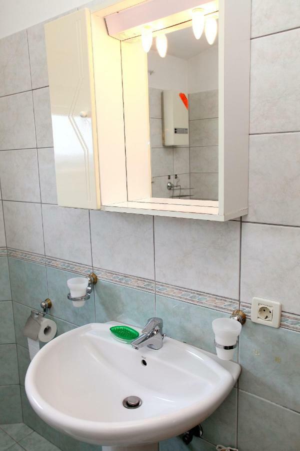 Apartman Dinka Trogir Eksteriør billede
