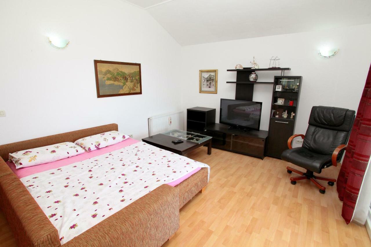 Apartman Dinka Trogir Eksteriør billede